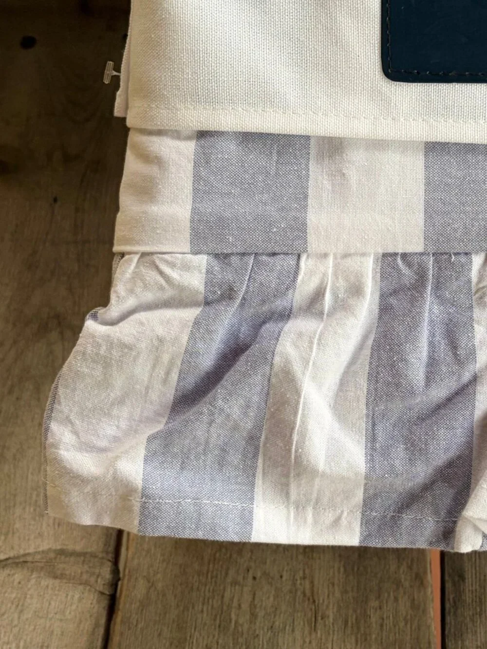 Brooks Brothers Blue & White Stripe Ruffled FULL/QUEEN Size Cotton Duvet Set